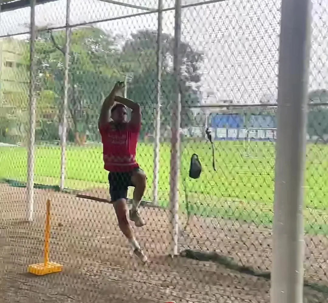 Fast bowler in delivery leap in the HHS nets